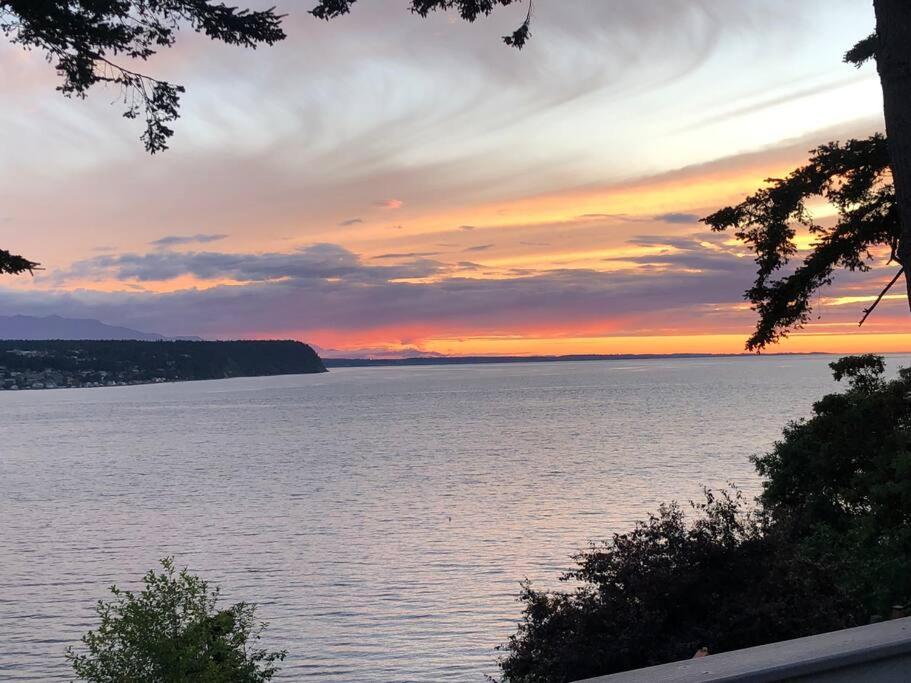 Villa Waterfront, Sunsets And Mountains Port Townsend Exterior foto